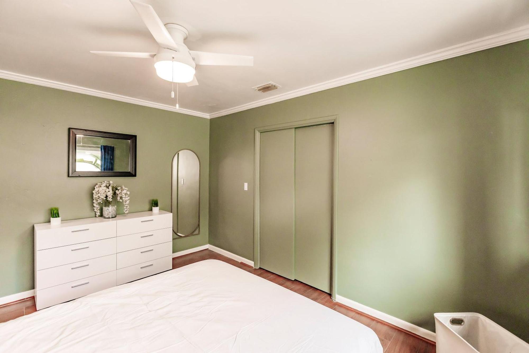 Bnb Hyperion - Updated 1B1B Hideaway - Sleeps 3 Голливуд Экстерьер фото