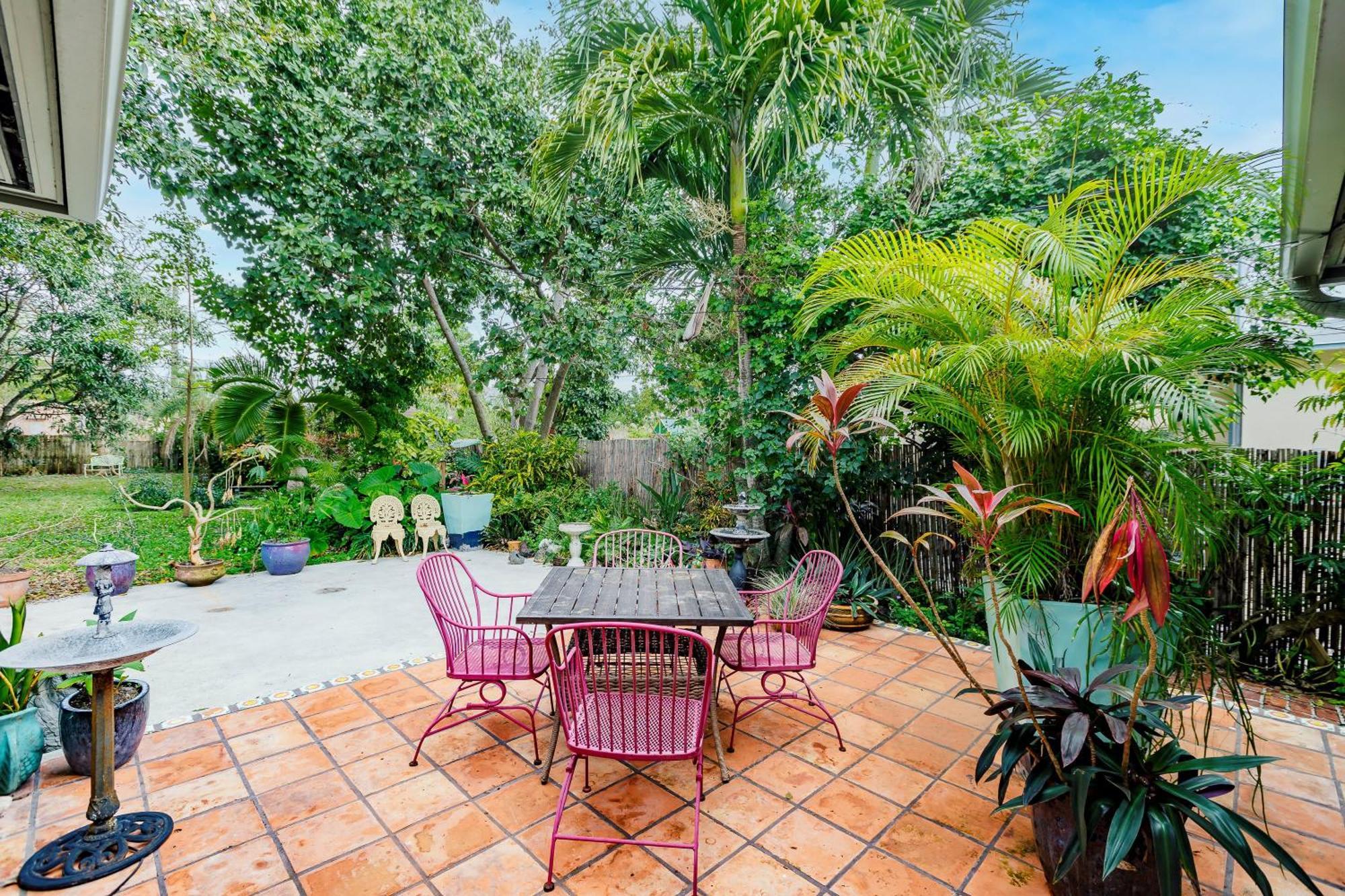 Bnb Hyperion - Updated 1B1B Hideaway - Sleeps 3 Голливуд Экстерьер фото